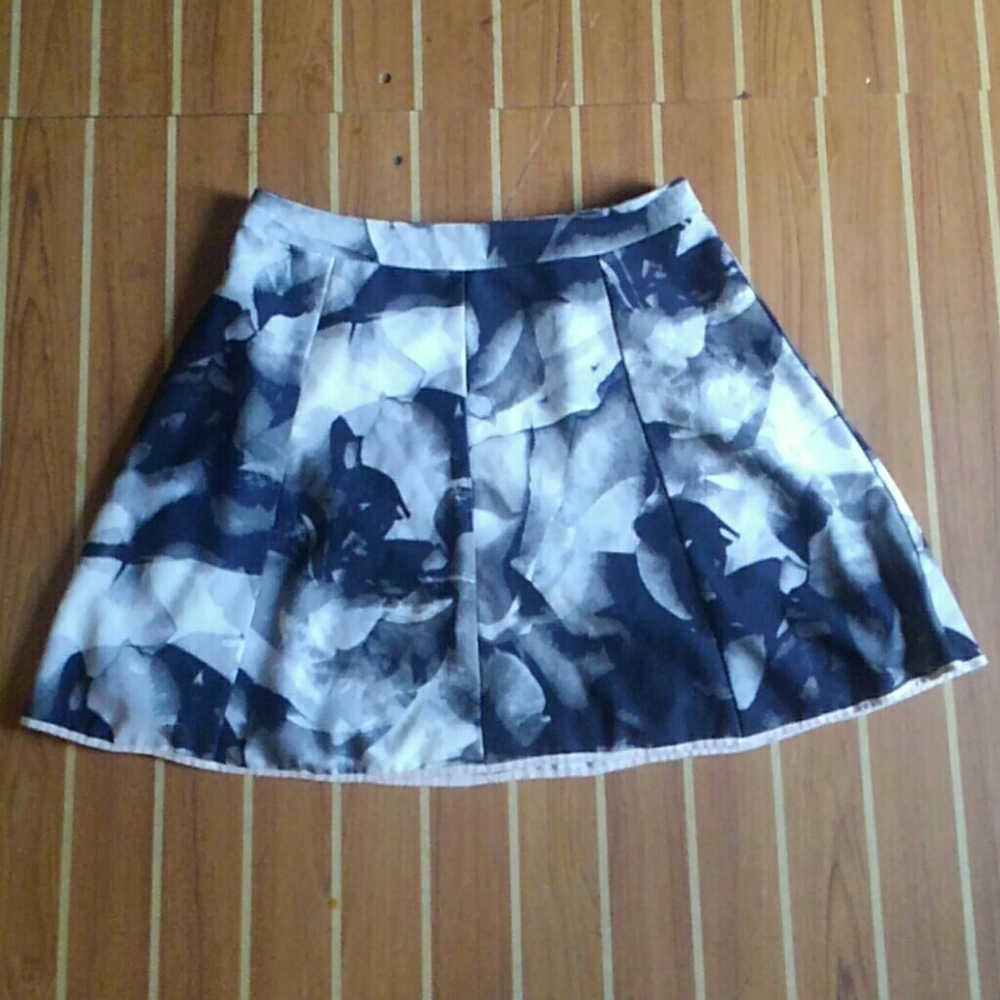 Mossimo skirt